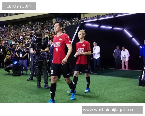 鹿晗携手足球明星共赴绿茵场展现激情与技巧的精彩对决