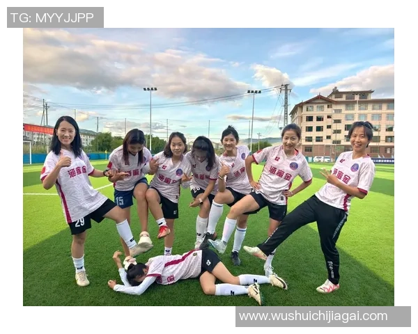 足球明星如何在圣诞节欢庆与家人团聚分享快乐与温暖的独特方式